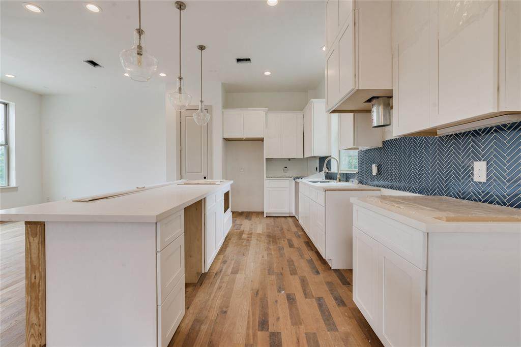 1412 Wichman Street - Photo 1
