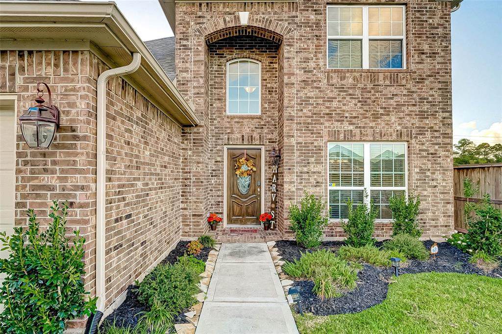 220 Rochester Trail Lane - Photo 1
