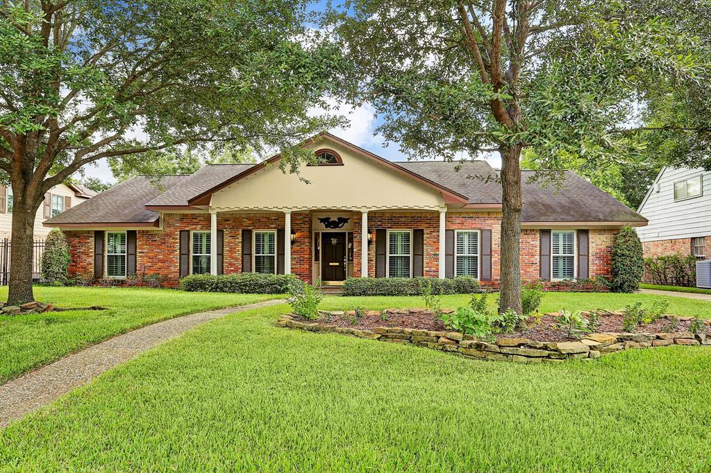 13819 Taylorcrest Road - Photo 1