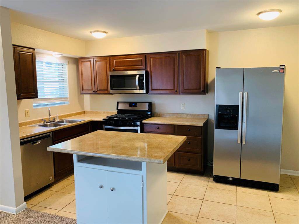 1101 Main Street - Photo 1