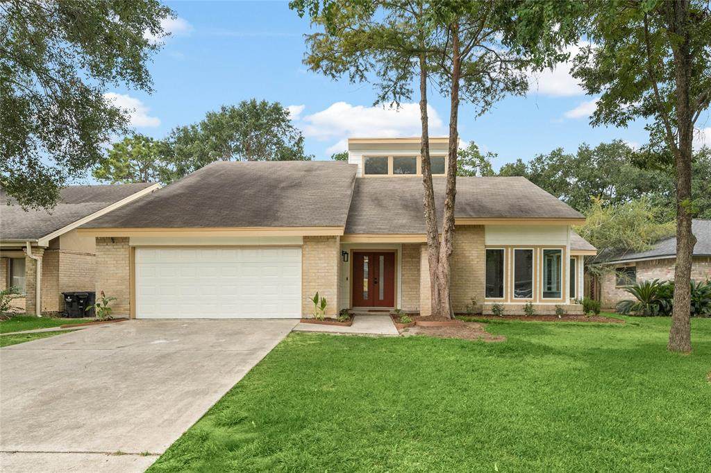 16835 Spruce Run Drive - Photo 1
