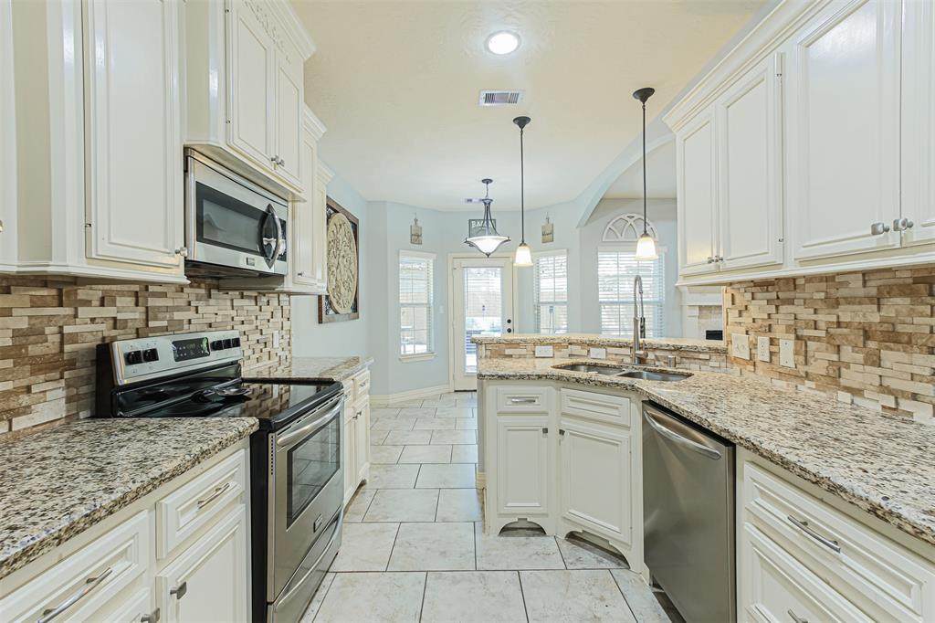 1026 Shawnee Drive - Photo 1