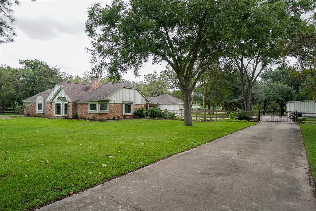 1406 Windsong Lane - Photo 1