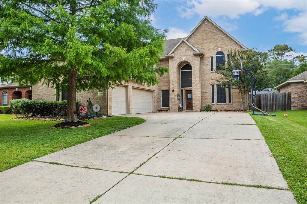 6002 Pine Lakes Drive - Photo 1