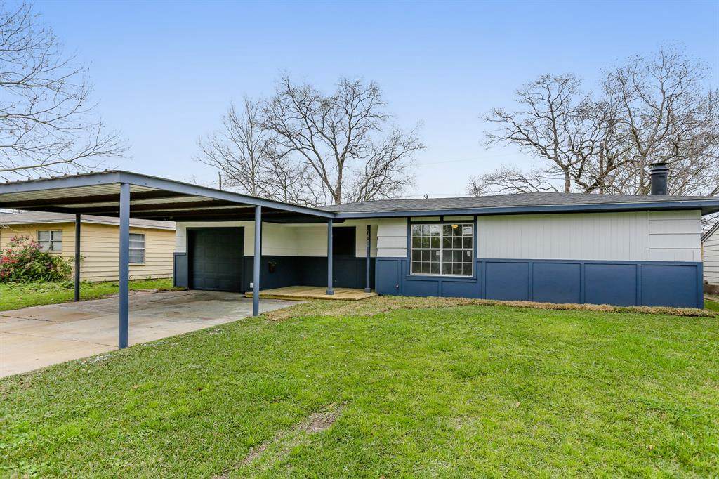 1201 Aberdeen Road - Photo 1