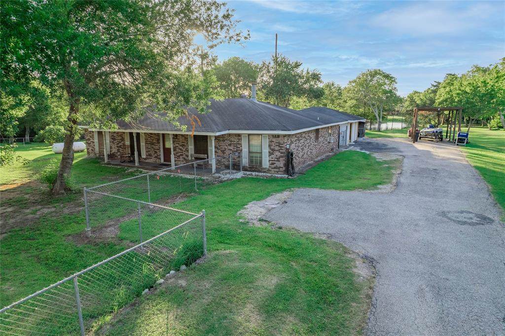 5015 Fm 565 Road - Photo 1