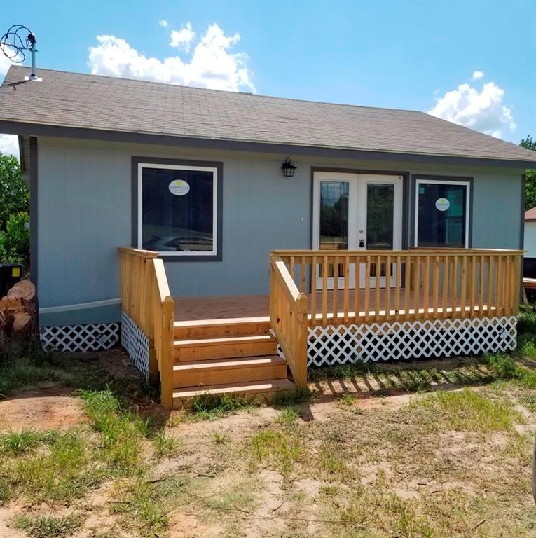 915 La Salle Street - Photo 1