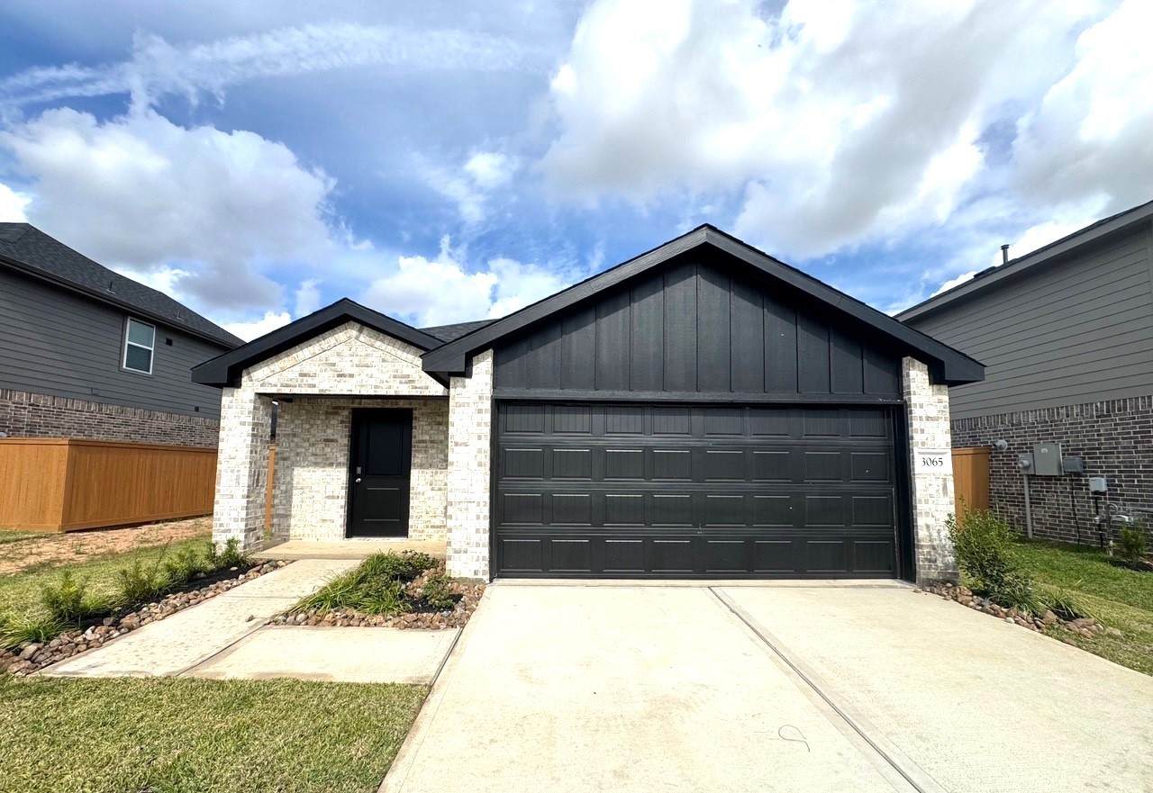 3065 Dylan Skyland Drive - Photo 1