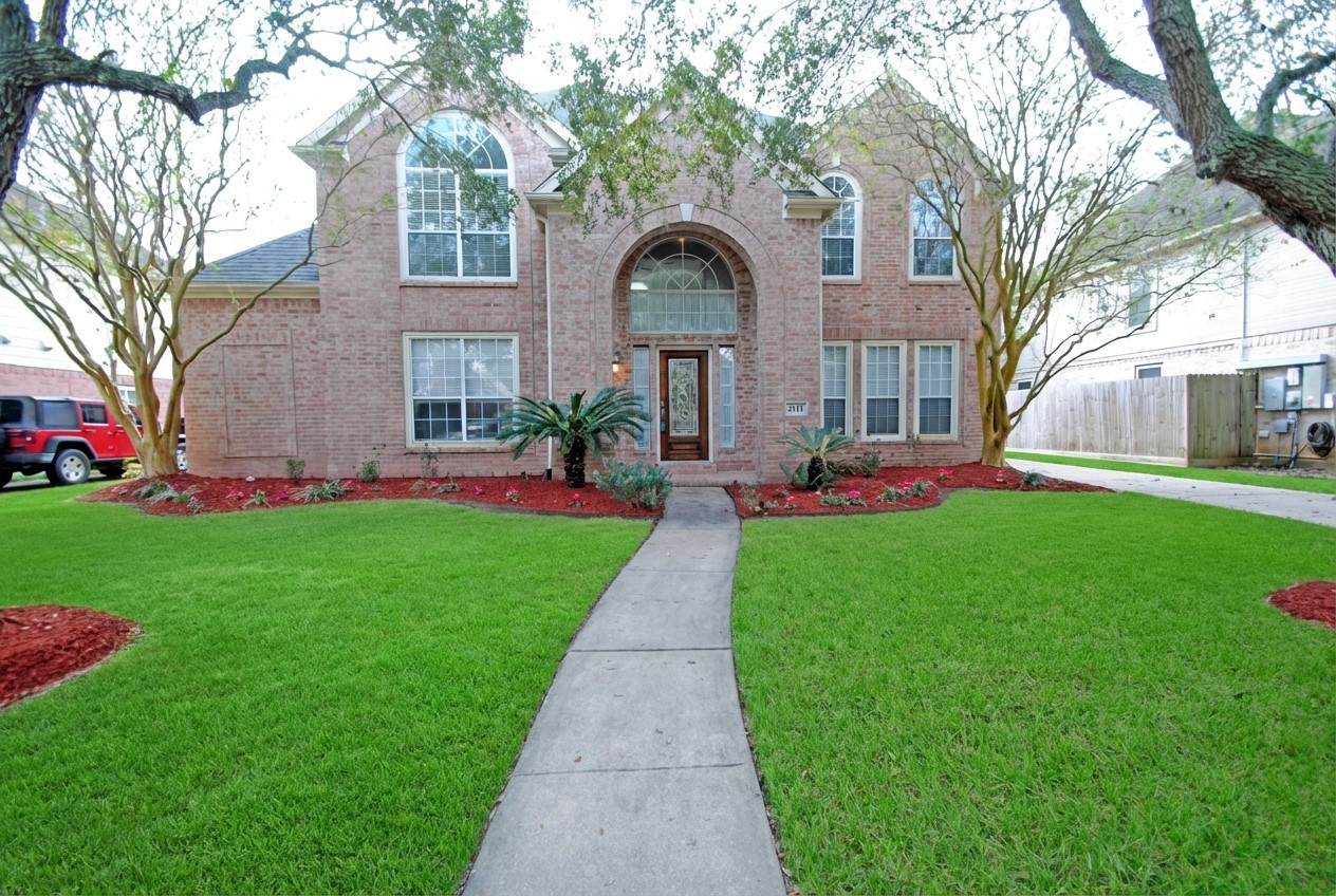 2111 Parkview Lane - Photo 1