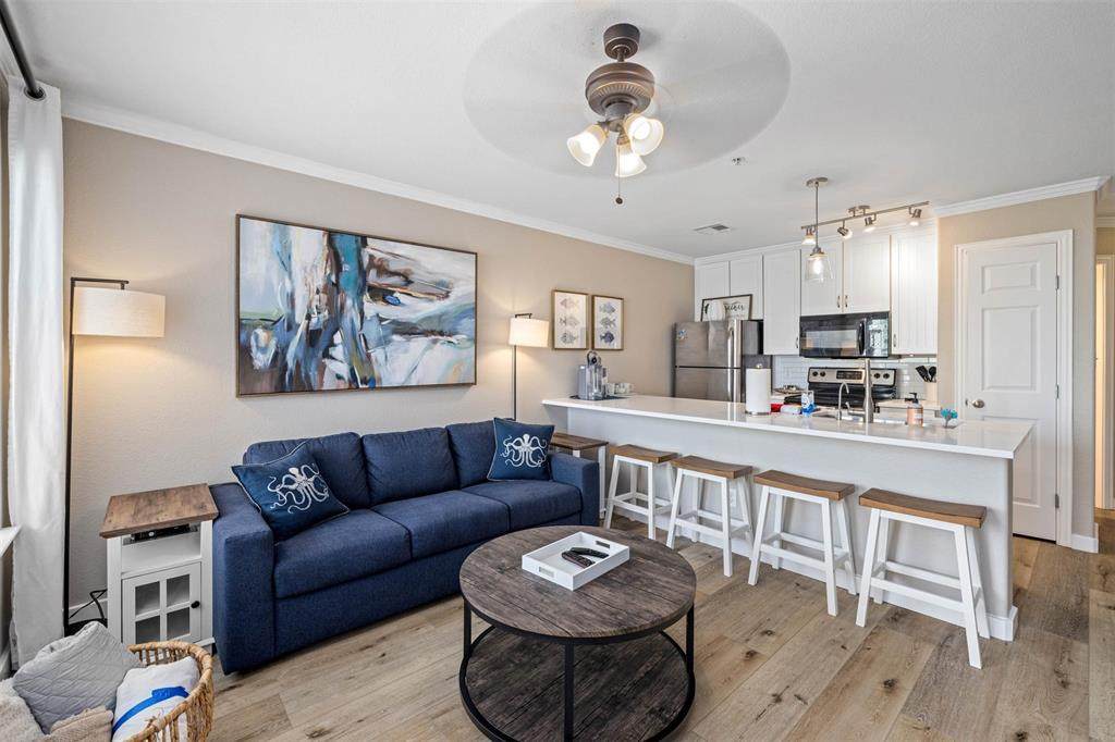 9520 Seawall Boulevard - Photo 1