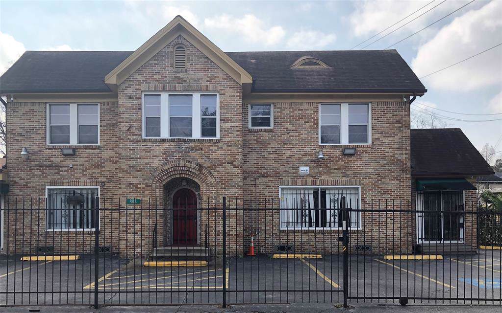 2602 Southmore Boulevard - Photo 1