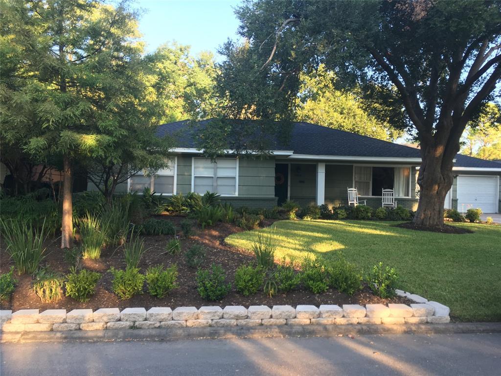 2814 Linkwood Drive - Photo 1
