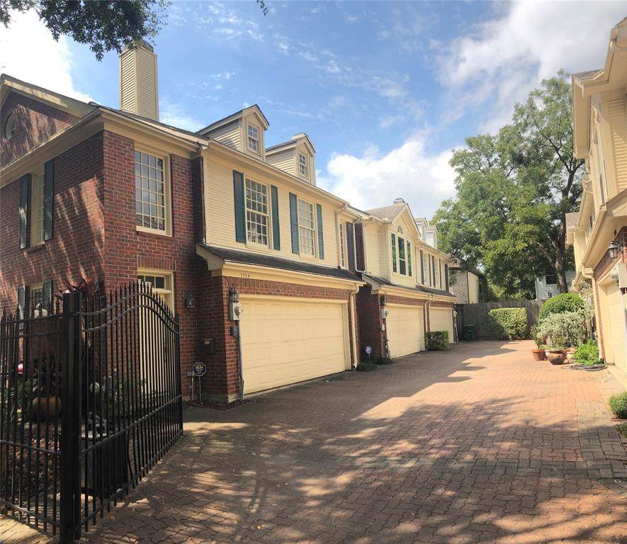 1726 Morse Street - Photo 1