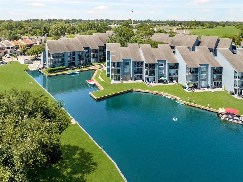 12500 Melville Drive - Photo 1