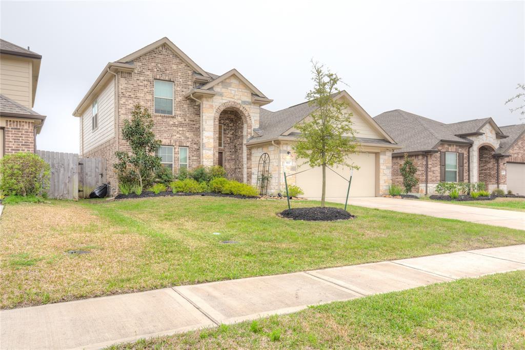 513 Forest Village Circle - Photo 1
