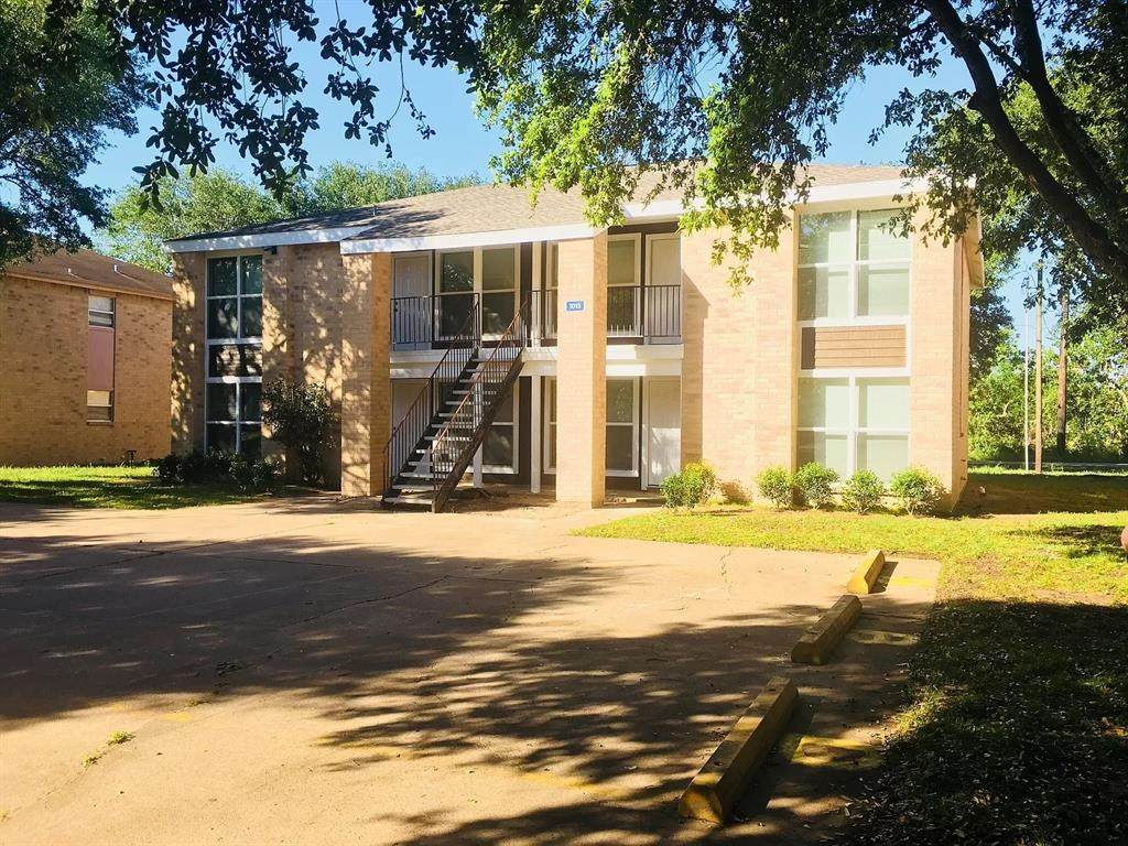 1013 Gunnison Street - Photo 1
