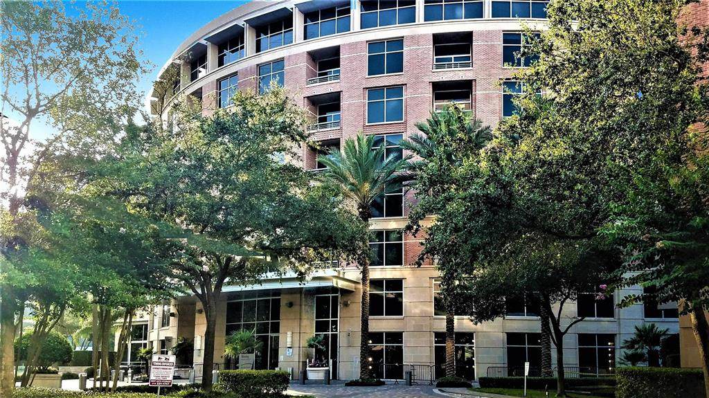 1901 Post Oak Boulevard - Photo 1