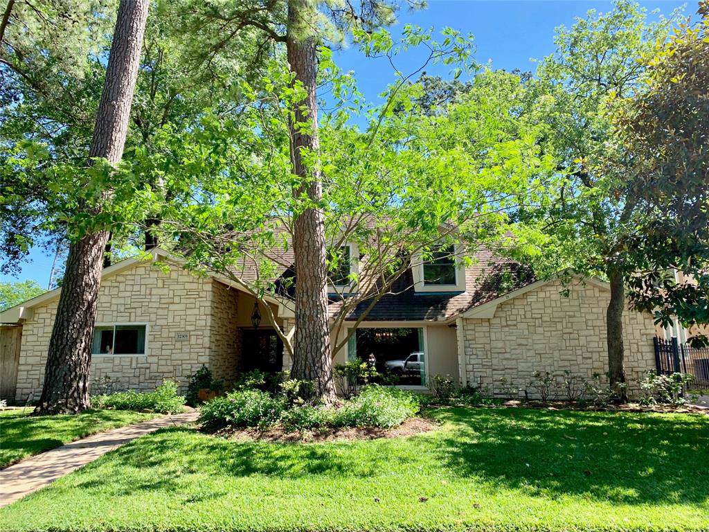 12303 Beauregard - Photo 1