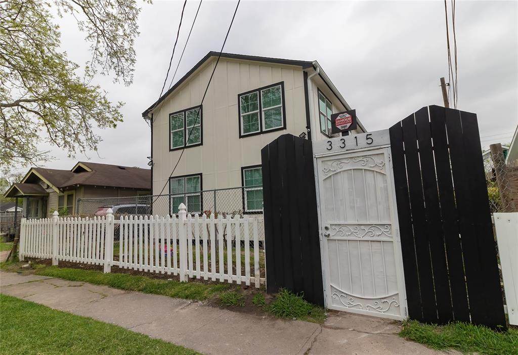 3315 Reeves Street - Photo 1