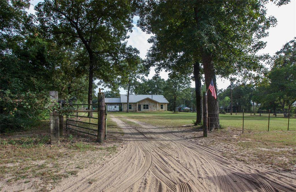 2603 Cr 261 - Photo 1