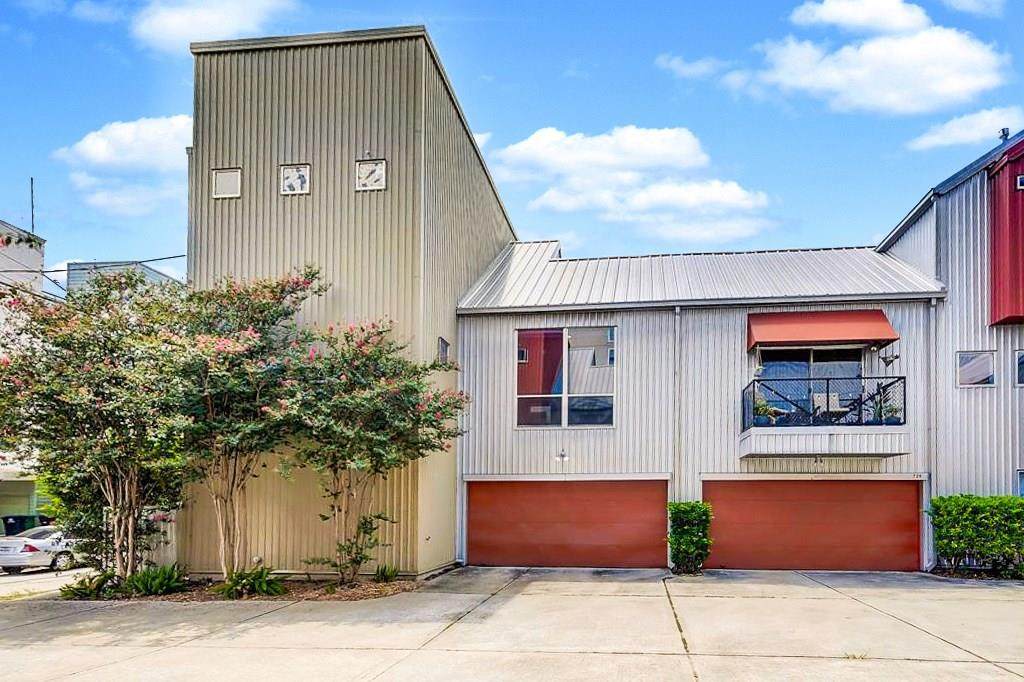 730 Andrews Street - Photo 1