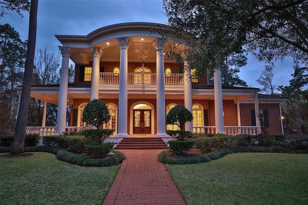 16615 Southern Oaks Drive - Photo 1