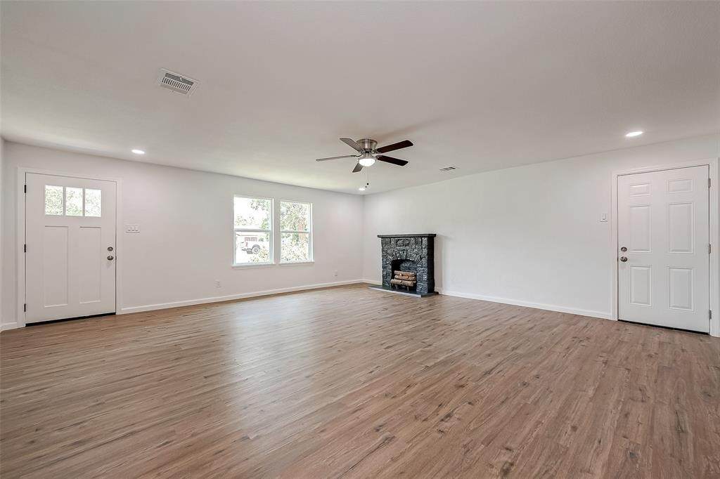 4702 Majestic Street - Photo 1