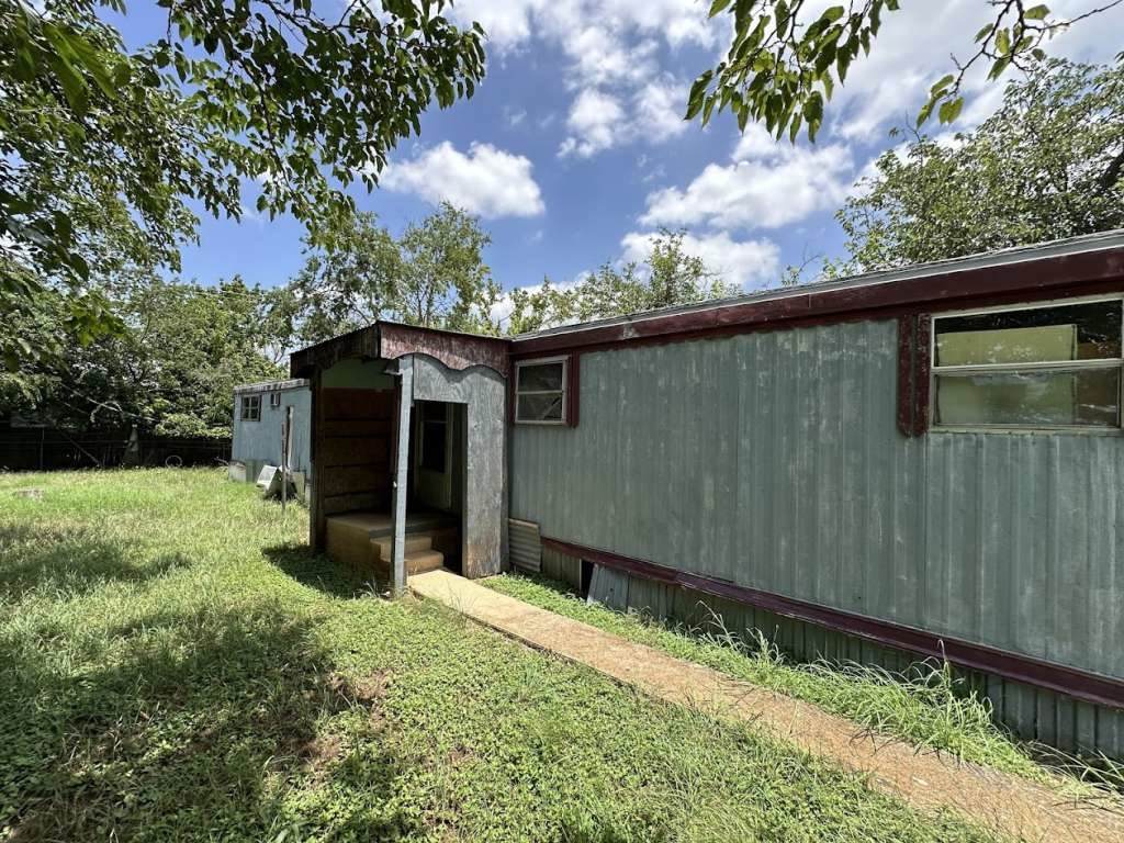 15 Mustang Drive - Photo 1