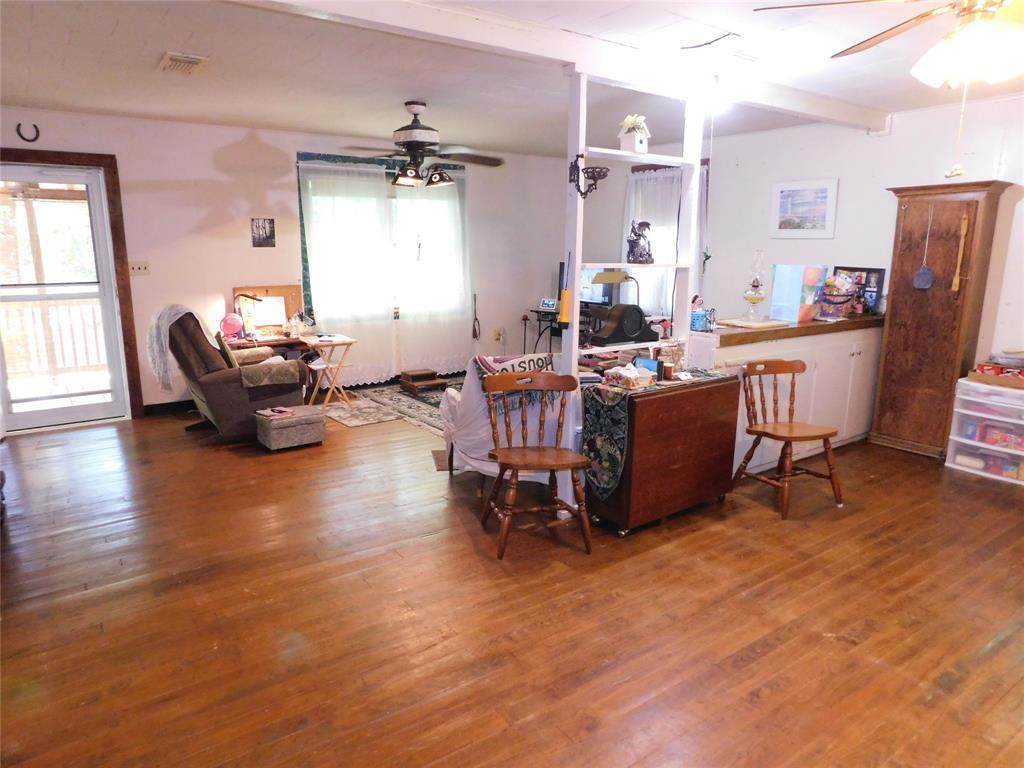 240 County Road 4140 - Photo 1