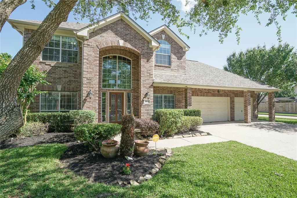 2414 La Rochelle Court - Photo 1