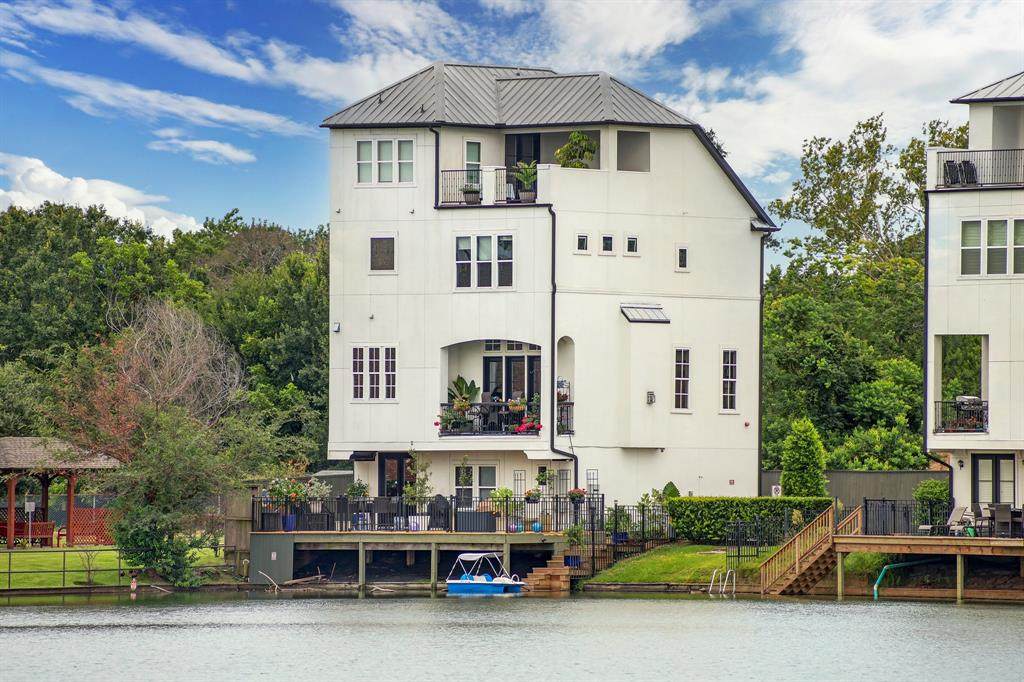 2102 Lakeshore Edge Drive - Photo 1