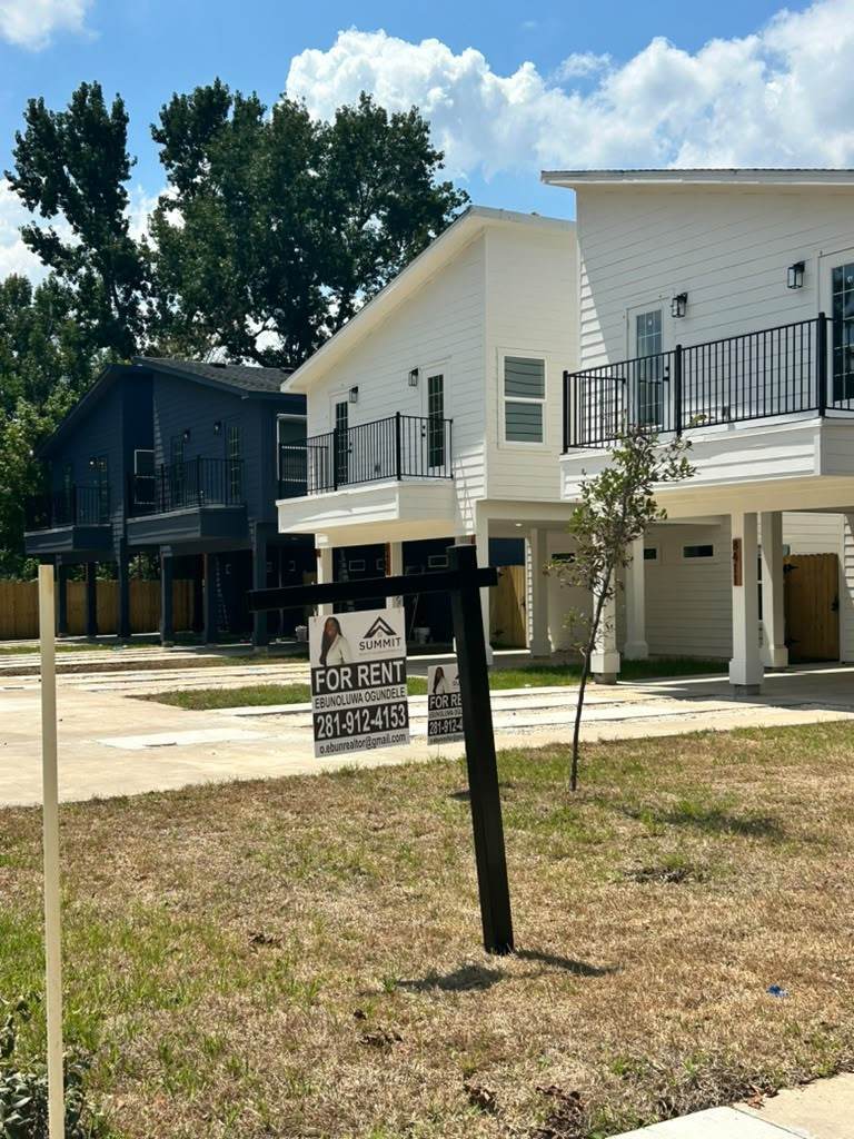 8411 Mahalia Drive - Photo 1