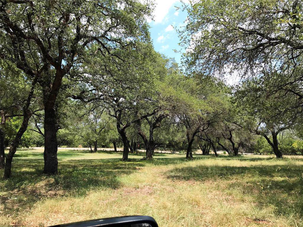 400 Hickory Creek Road - Photo 1