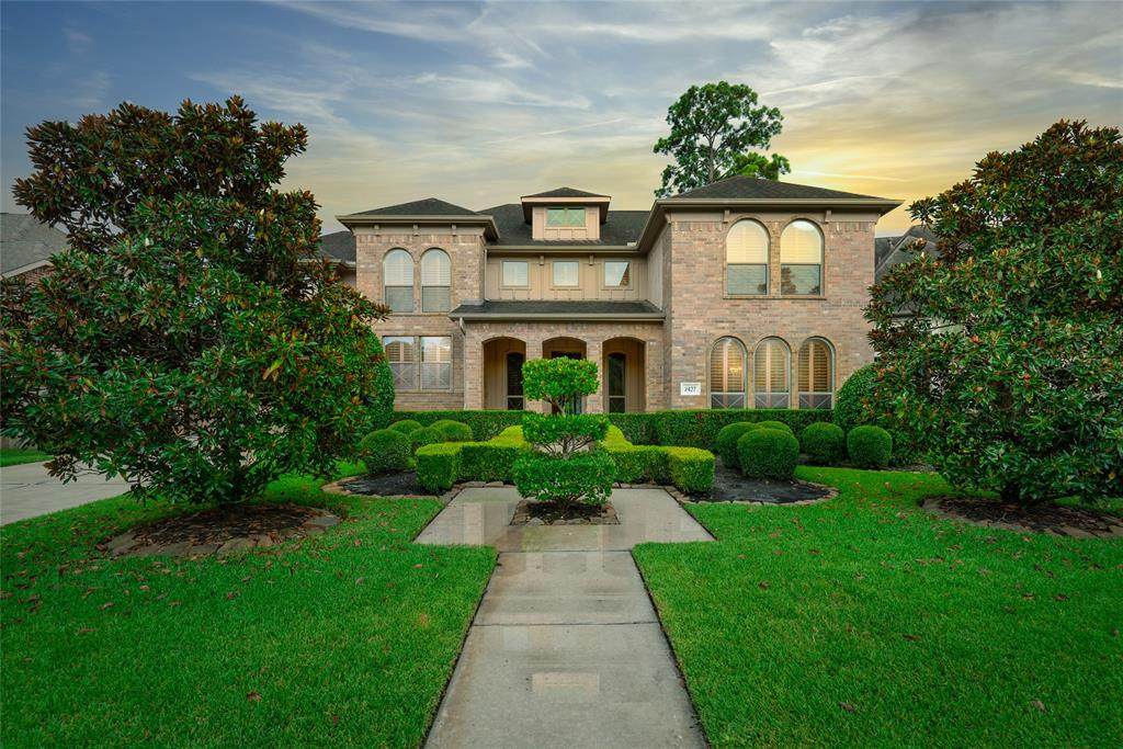 2427 Randal Point Court - Photo 1