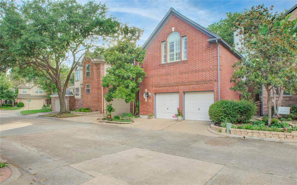 12812 Park Royal Drive - Photo 1