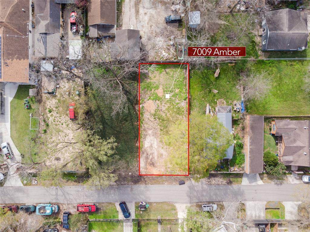 7009 Amber Street - Photo 1