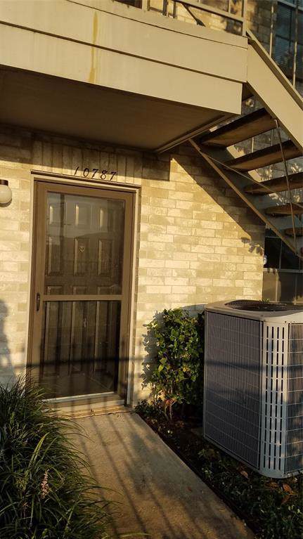 10787 Braes Bend Drive - Photo 1