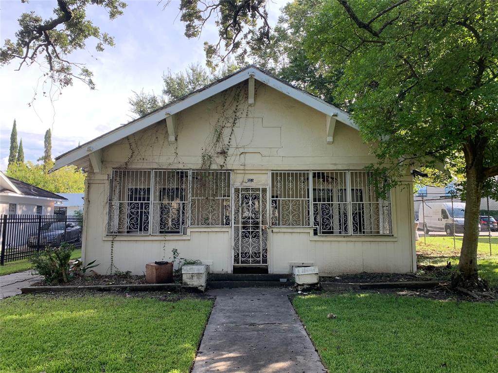 701 Hawthorne Street - Photo 1