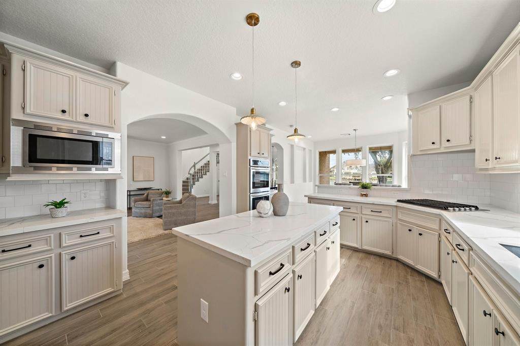 2711 Lakeside Village Drive - Photo 1