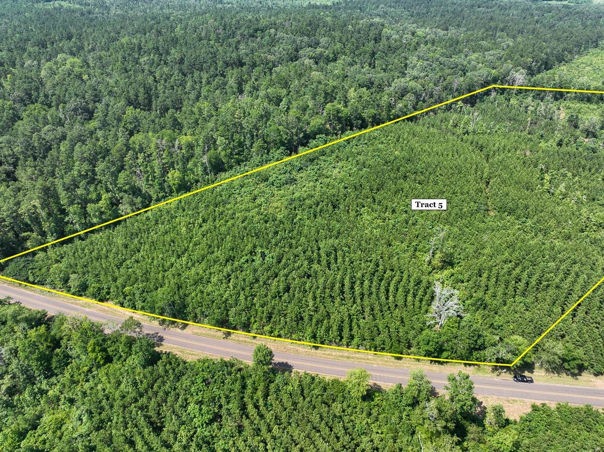 05 State Road 35 - Photo 1