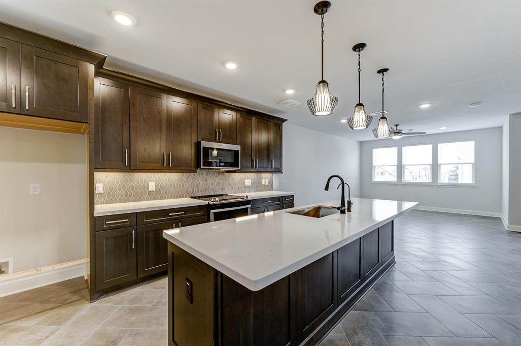 6804 Westview Drive - Photo 1