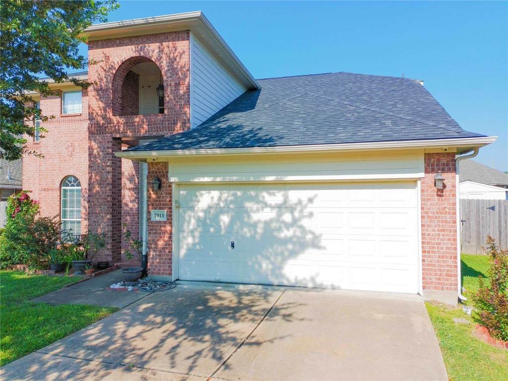7915 Corrian Park Circle - Photo 1