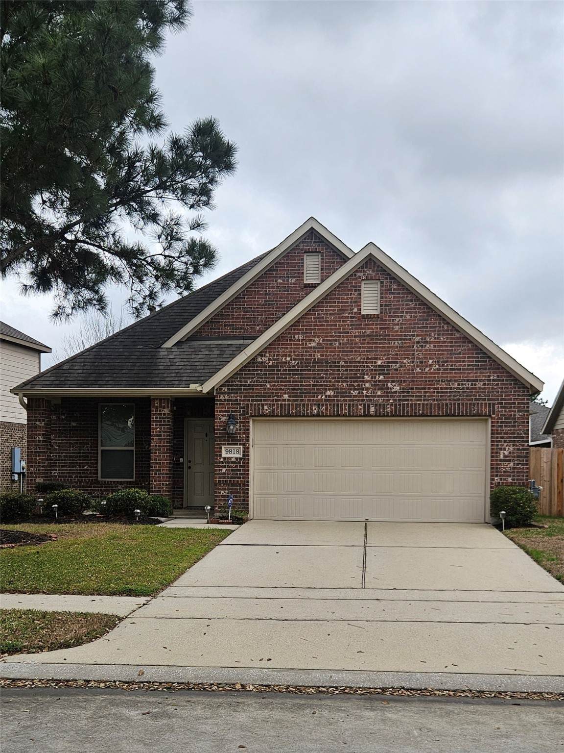 9818 Wellington Chase Lane - Photo 1