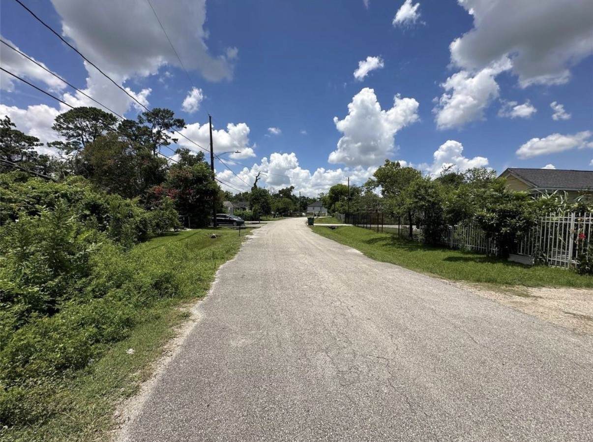 6842 Carothers Street - Photo 1