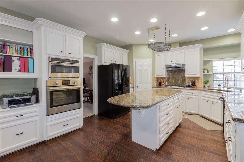 1201 Deepwood Drive - Photo 1