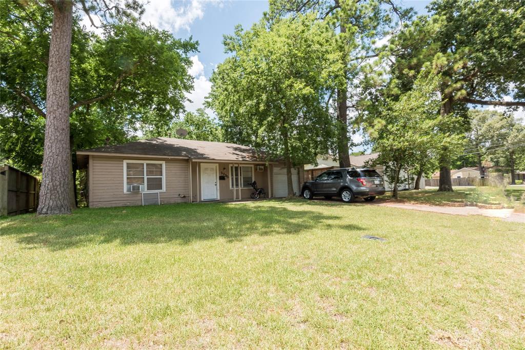 1735 Lamonte Lane - Photo 1
