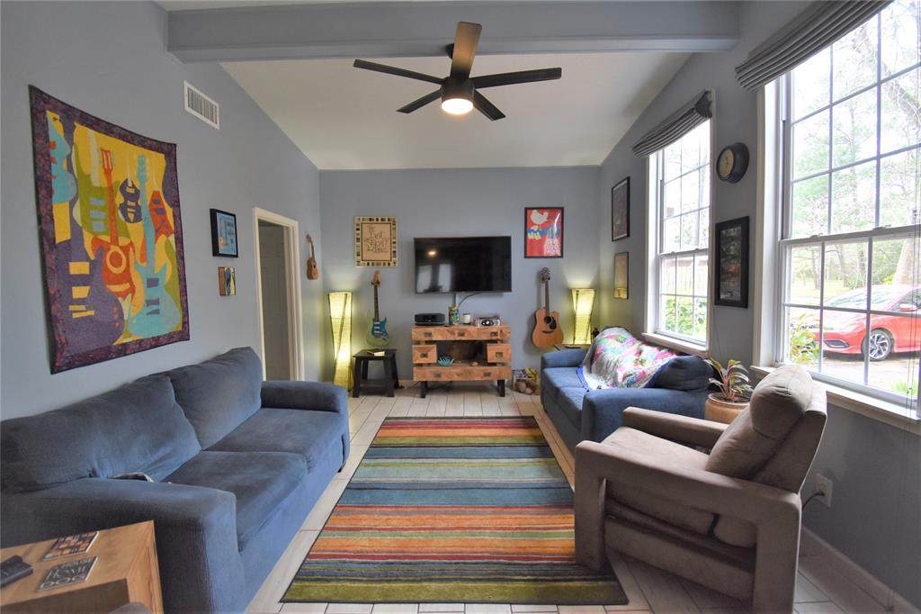 2012 Pinegrove Street - Photo 1