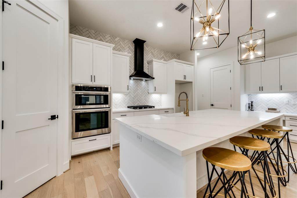 9431 Montridge Drive - Photo 1