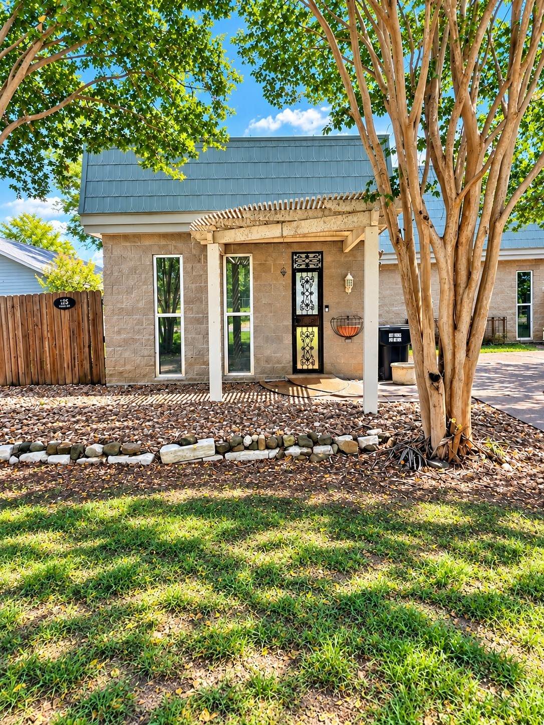 195 Park Drive - Photo 1