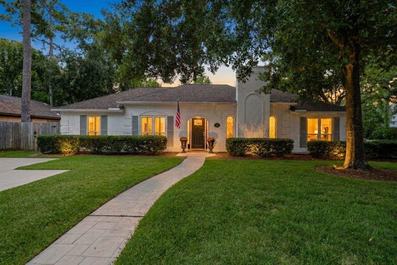 8851 Larston Street - Photo 1